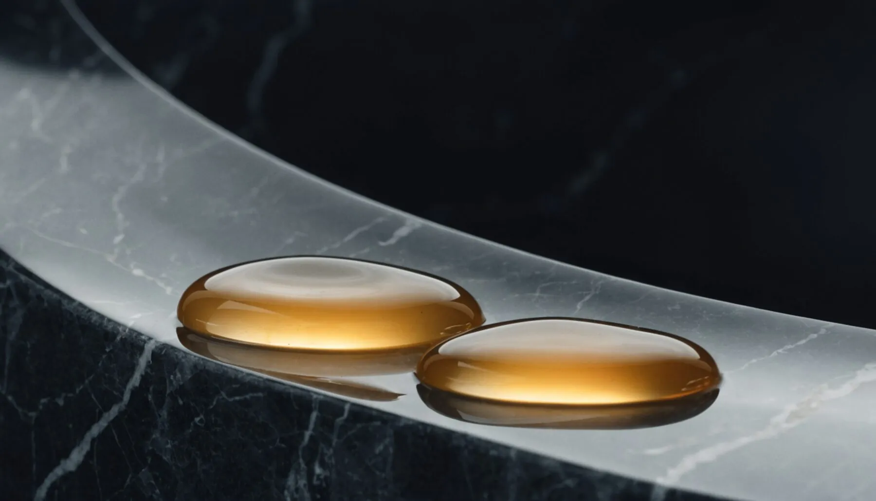 Xanthelasma: Yellow Plaques on the Eyelids &mdash; condition guide by Dr Sin Yong